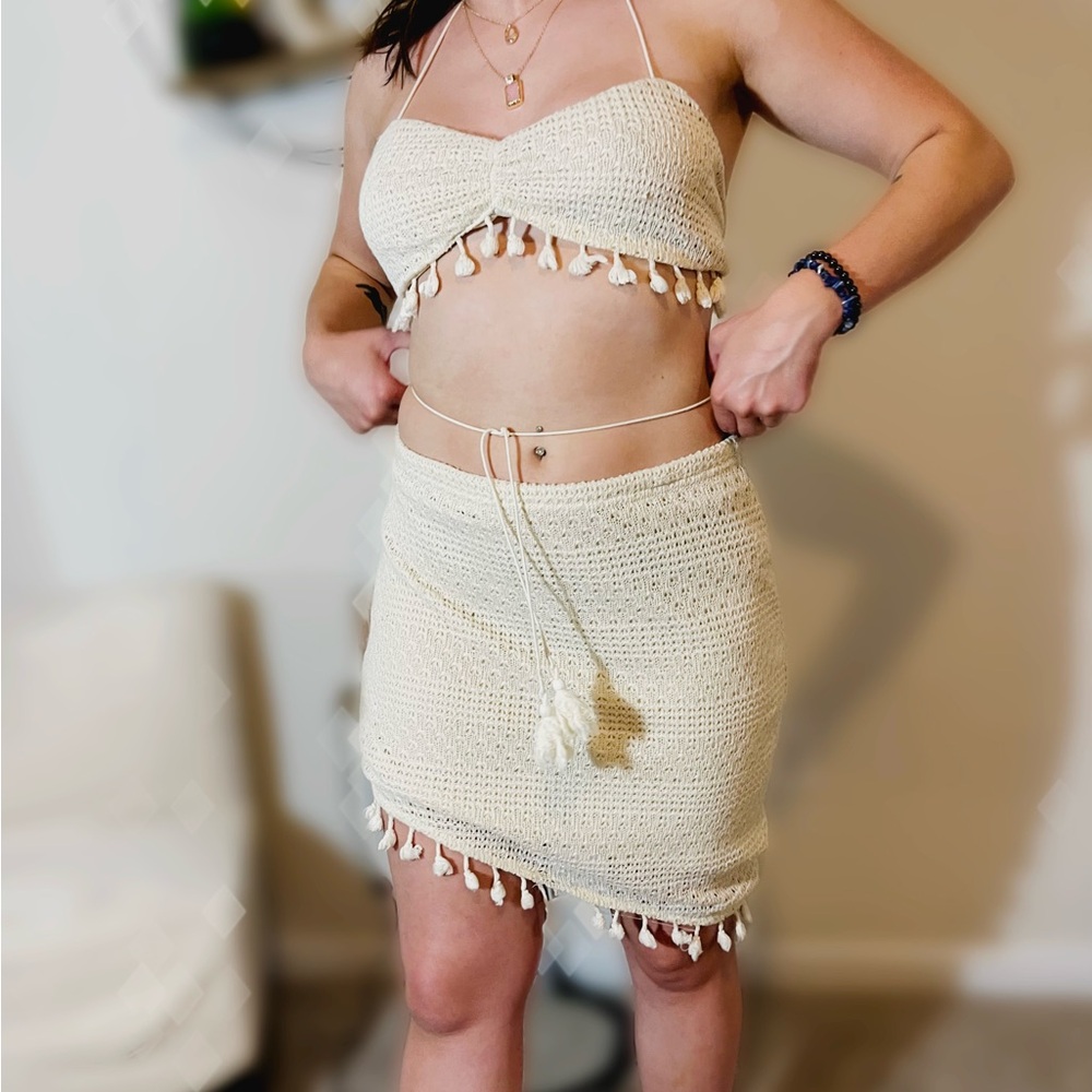Chic Beige 2-Piece Beach Set - Size 1XL